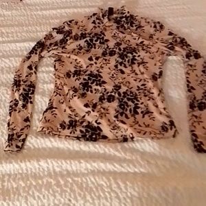 Mauve & Black long sleeve shirt